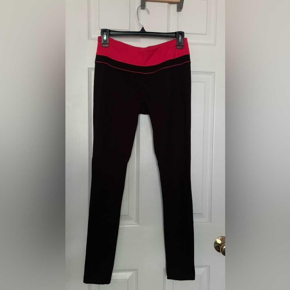 Kennith Cole Reaction Women’s Activewear | size: S